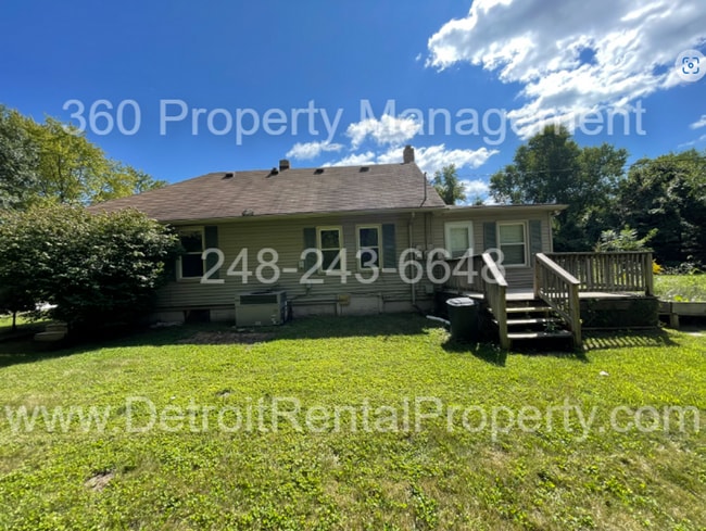 Building Photo - 2 bedroom 1 bathroom gem in Harrison Towns...