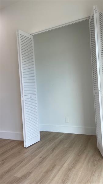 Building Photo - 6425 96th Pl S