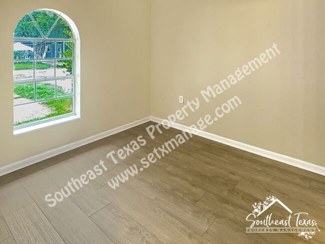 Building Photo - 782 Pinchback Rd