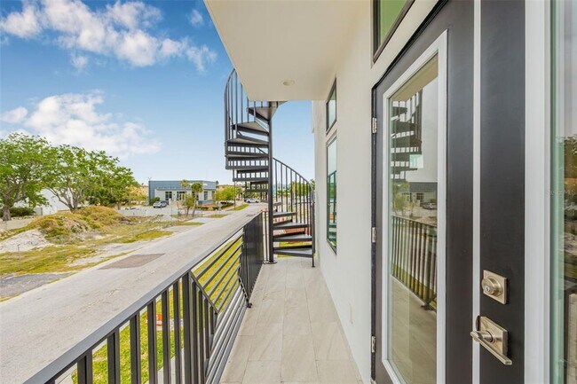 Building Photo - 8615 5th St N