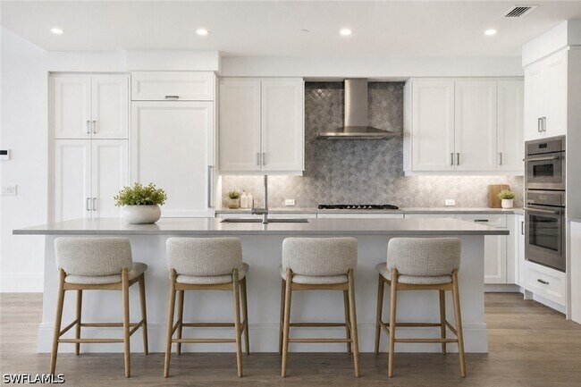 Building Photo - 4810 Pelican Colony Blvd