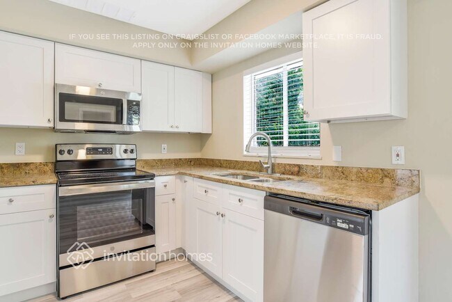 Building Photo - 4668 Donovan St