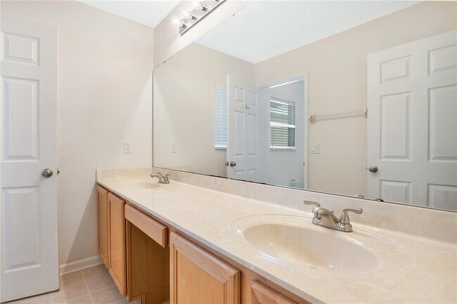 Building Photo - 10706 Cypress Trail Dr
