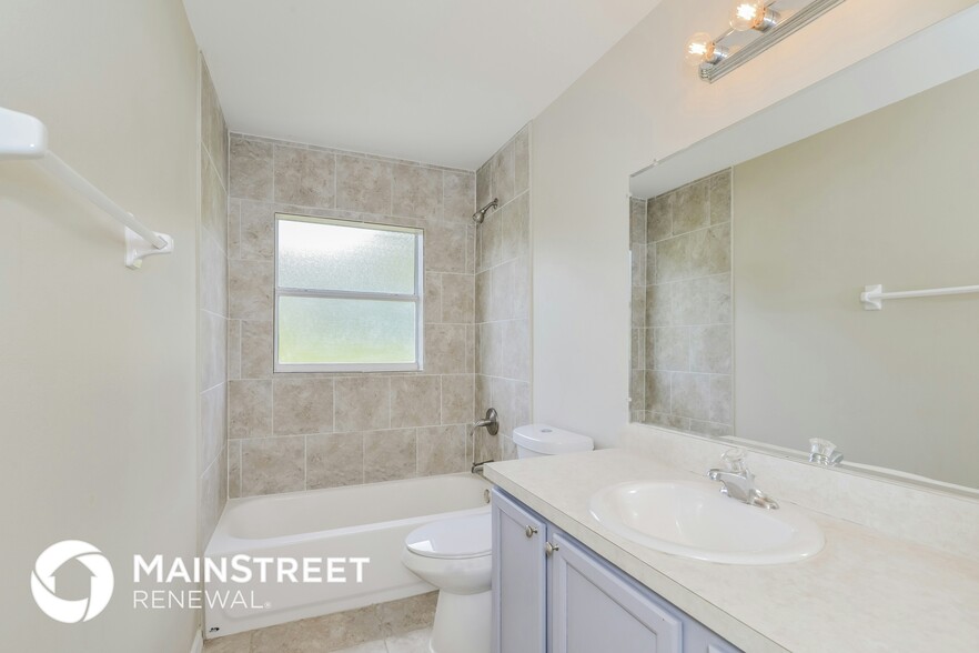 Building Photo - 13145 Moonflower Ct