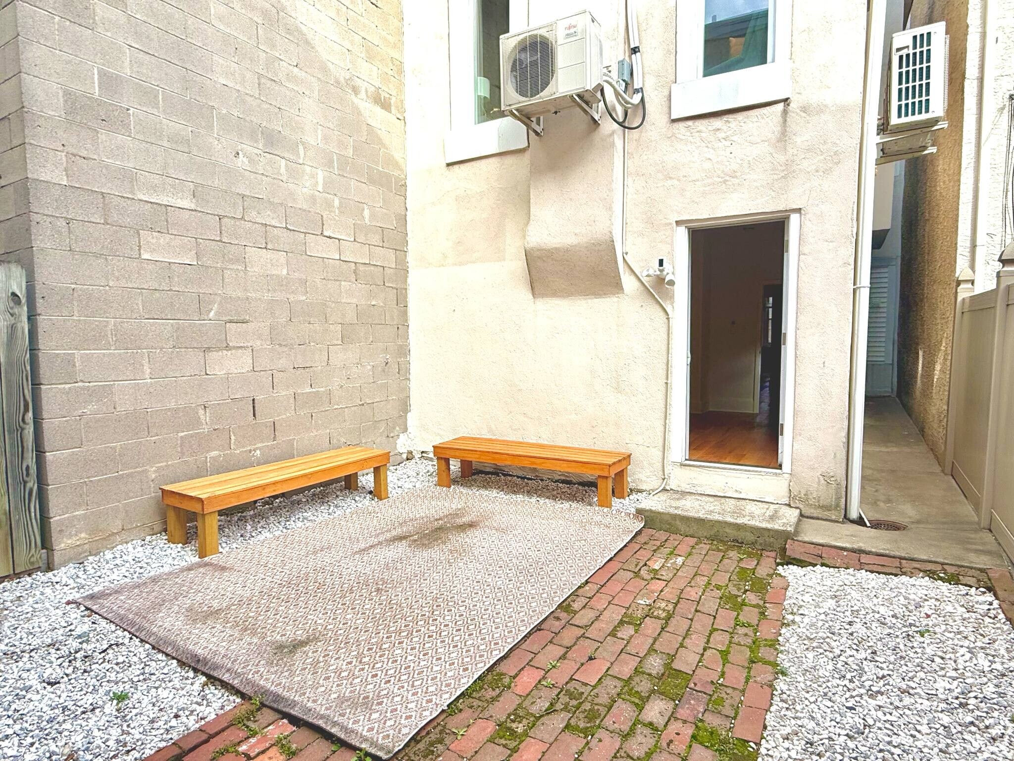 Building Photo - 726 S 19th St