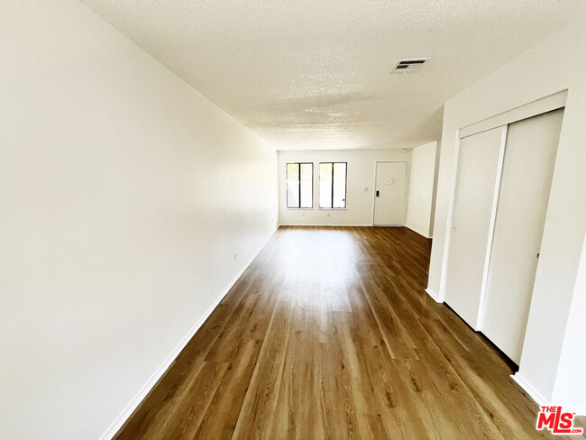 Building Photo - 4180 Marlton Ave