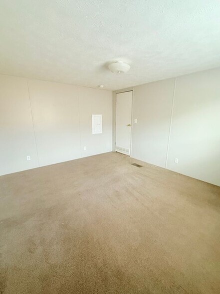 Building Photo - 127 Dolphin Harbor S