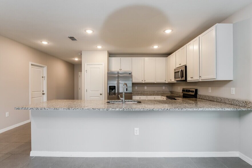 Building Photo - 1708 Minnow Ct
