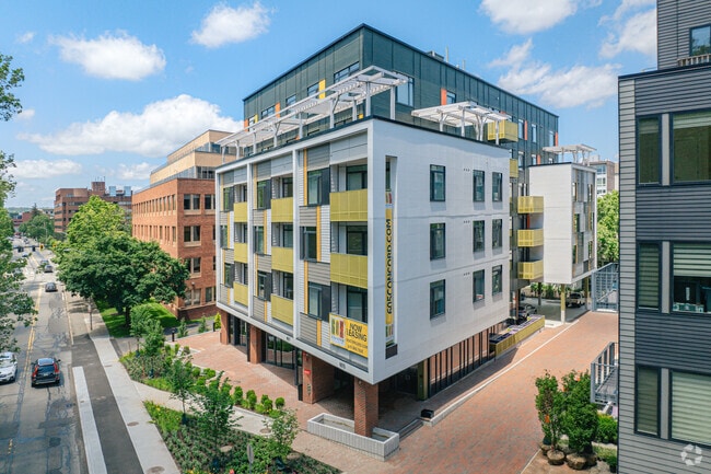 Building Photo - 605 Concord at Fresh Pond