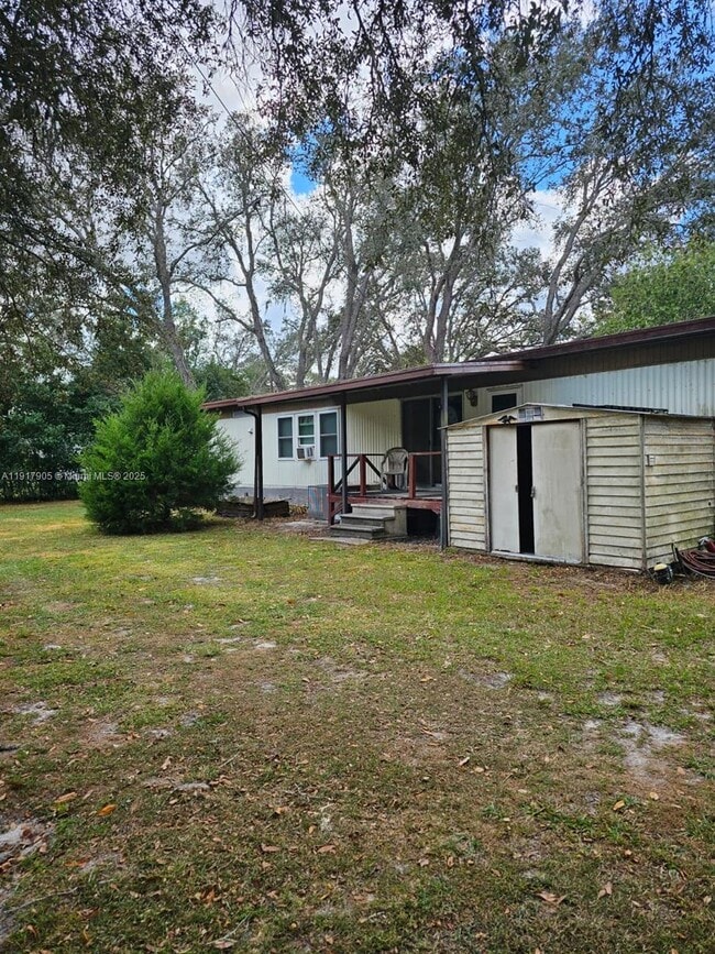 Primary Photo - 18620 Wildlife Trail