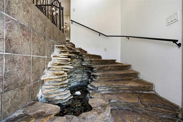 Building Photo - 5338 Wonder Dr