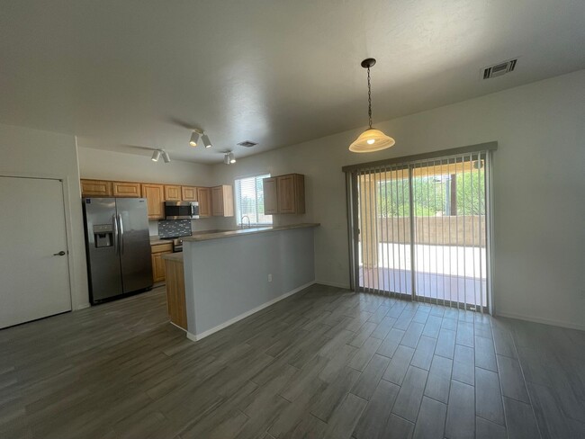 Building Photo - 3 Bedroom 2.5 Bath Home in Julian Ranch wi...