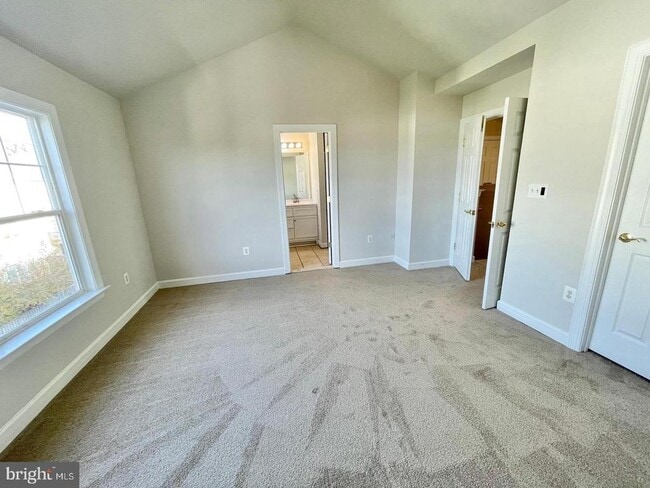 Building Photo - 8090 Whispering Wind Ln