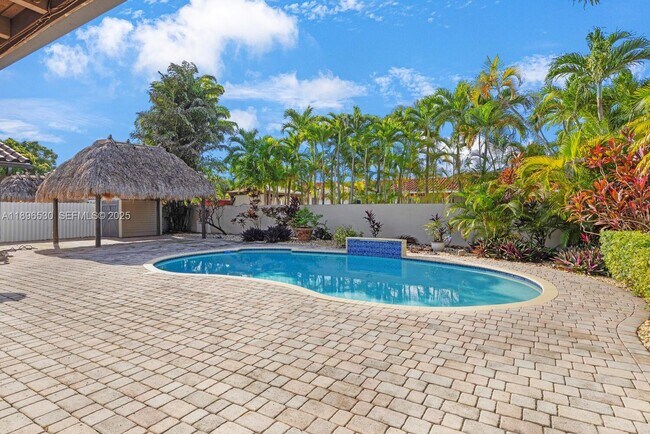 Building Photo - 14020 SW 38th St