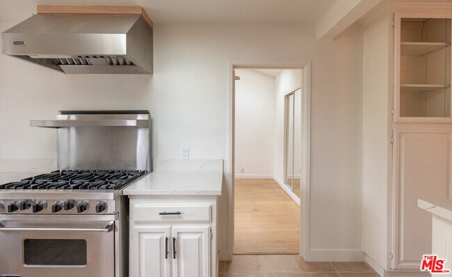 Building Photo - 5239 San Feliciano Dr