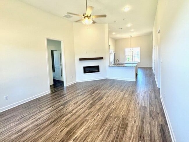 Building Photo - OPEN HOUSE! Brand NEW Modern 5-bedroom 3 bath home in Oakland available for Lease.