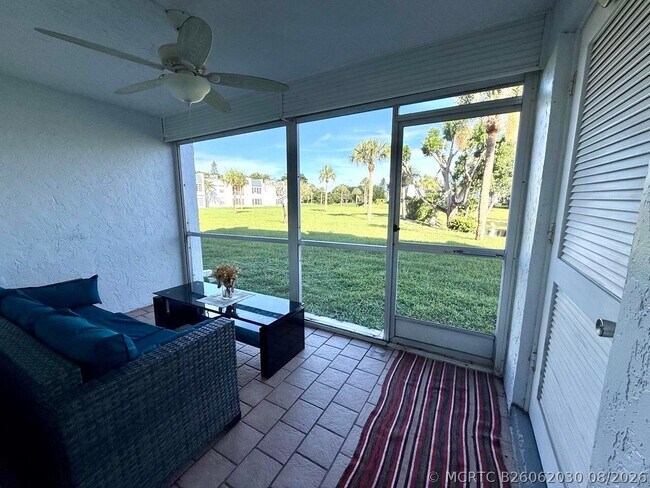 Building Photo - 2828 Casita Way