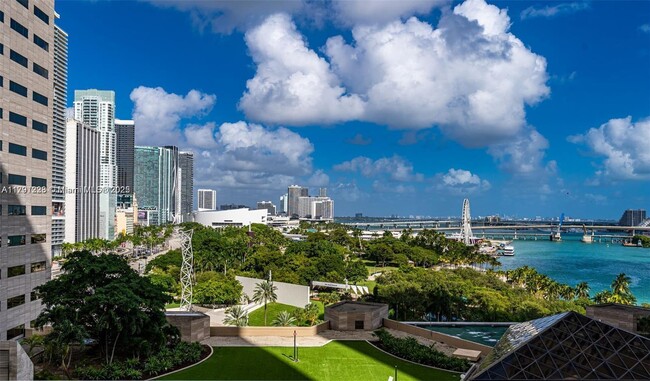 Building Photo - 335 S Biscayne Blvd