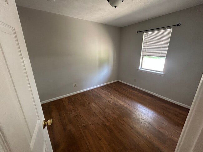 Building Photo - 520 Gadsden Rd NW