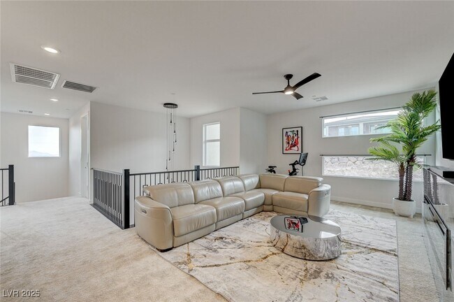 Building Photo - 510 Duvet Ct