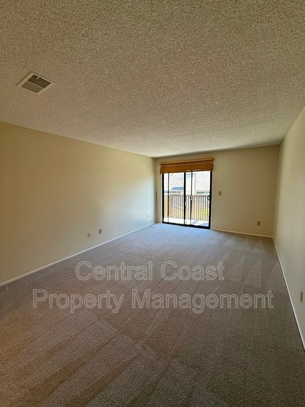 Building Photo - 1360 Josselyn Canyon Rd