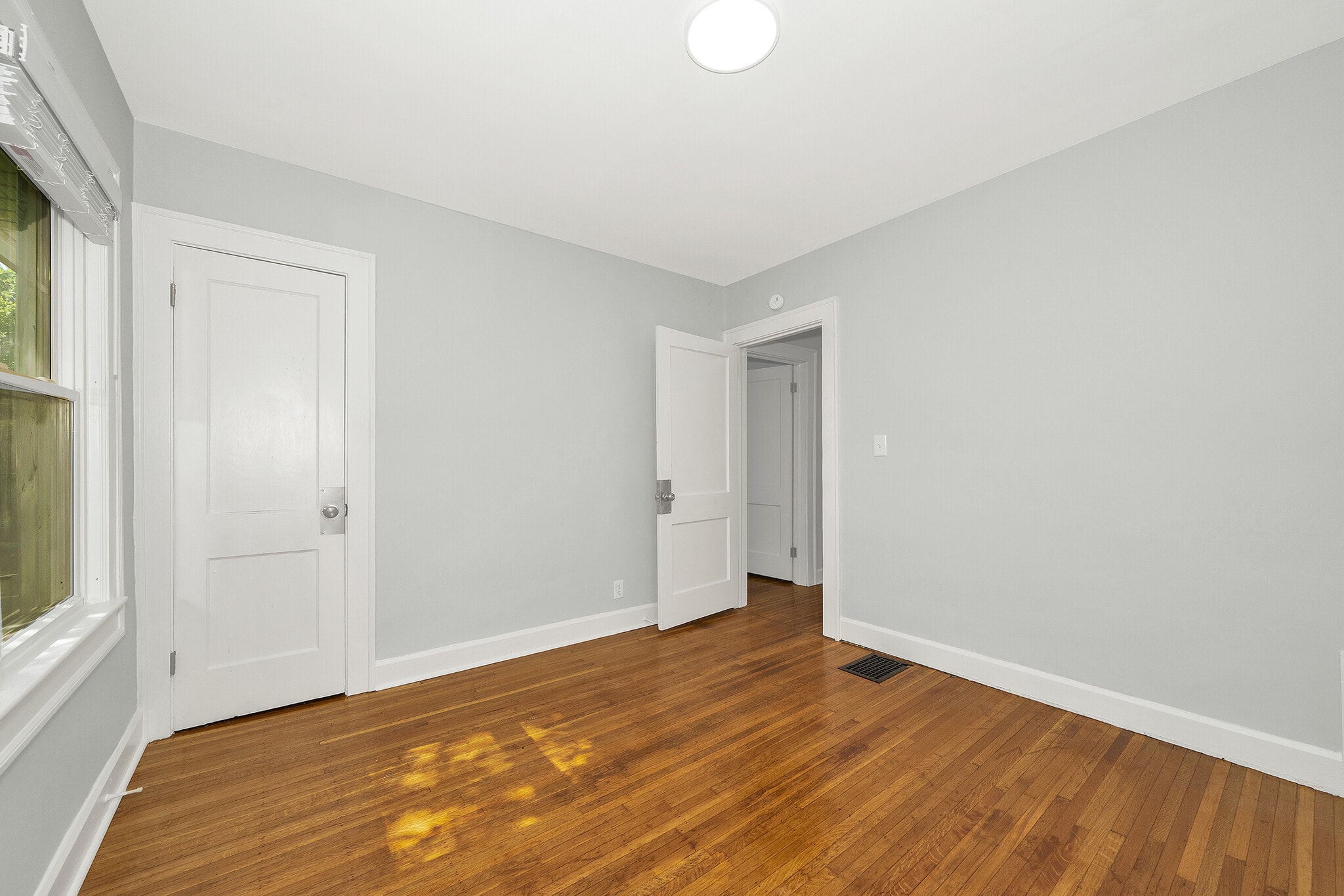 Building Photo - 3343 Carrollton Ave