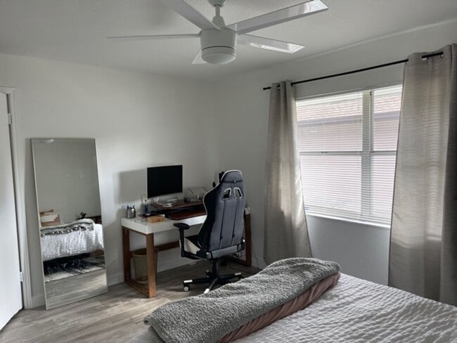 Building Photo - !SPECIAL OFFER! 3 bed/2 bath in downtown Fort Lauderdale