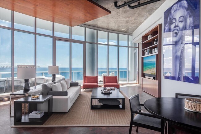 Building Photo - 5959 Collins Ave