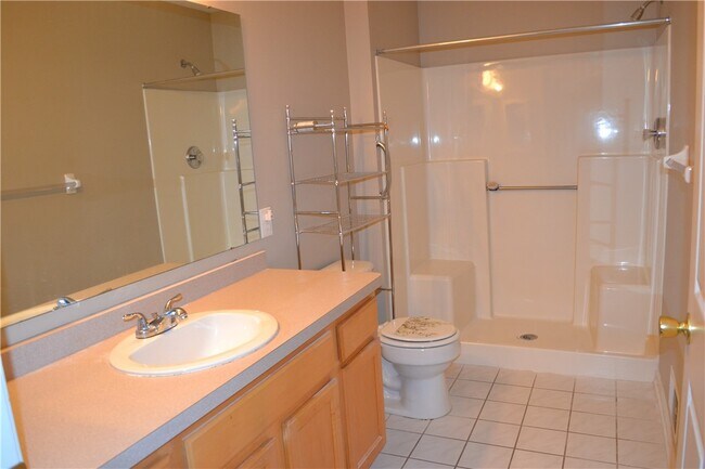 Building Photo - 24 Amberwood Pl