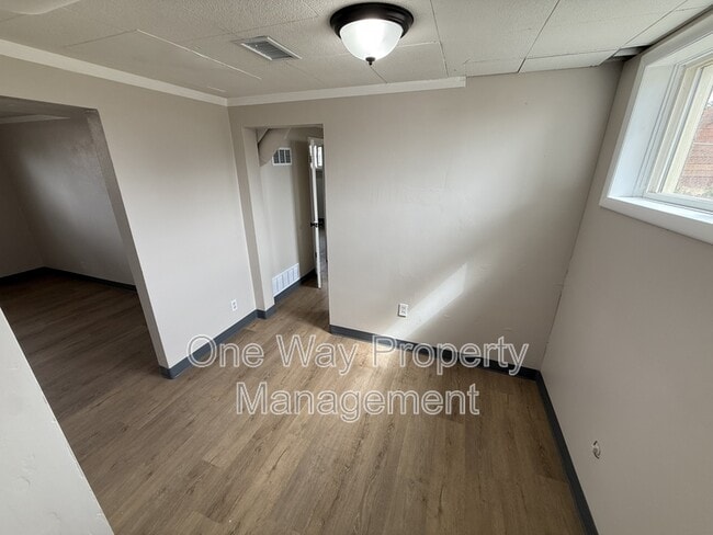 Building Photo - 820 35th Ave Ct