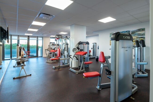 Building Photo - 529 S Flagler Dr