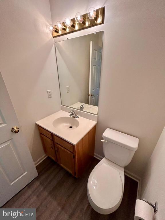 Building Photo - 2005 Greystone Dr