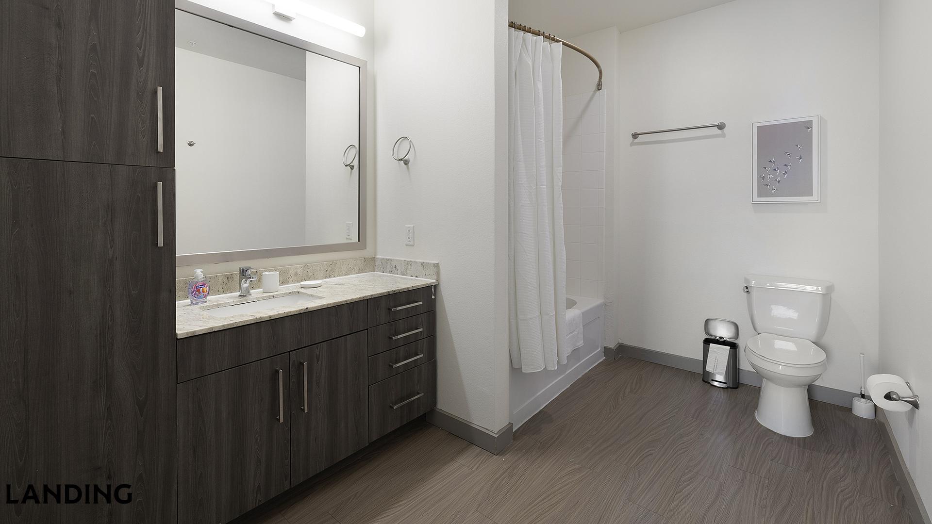 Building Photo - 101 S Center St