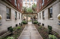 Building Photo - Furnished & Perfectly Located Downtown in ...