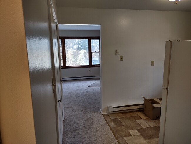 Building Photo - 601 Mallard Rd