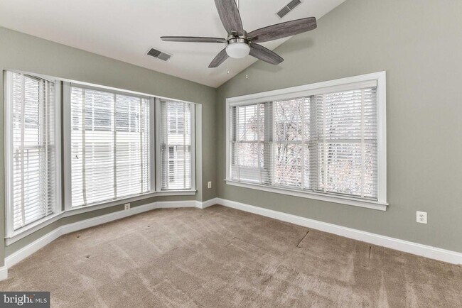 Building Photo - 2875 Star Opal Dr