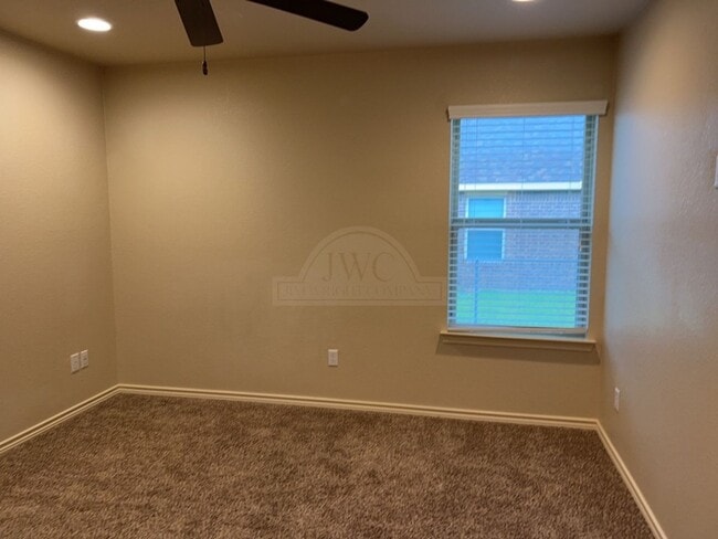 Building Photo - 5706 Luminous Ln