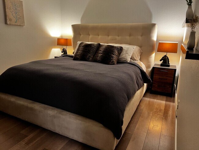 Primary Bedroom - 141 S Clark Dr