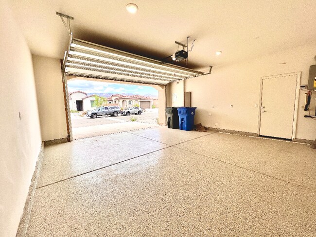 Building Photo - 11544 W Starcross Dr