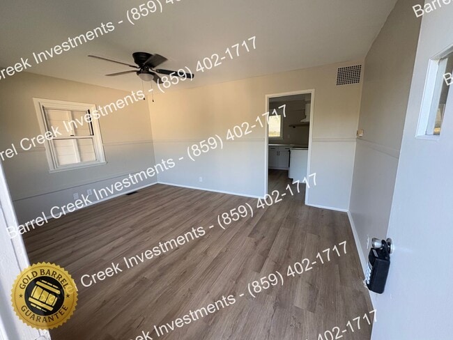 Building Photo - 2-Bed 1-Bath + Carport