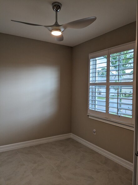 Building Photo - 419 Ibiza Loop