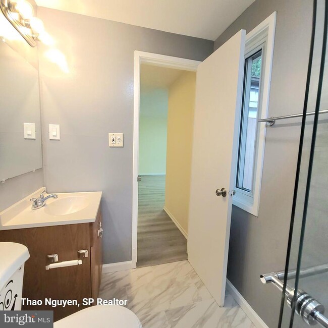 Building Photo - 10534 Cambridge Ct