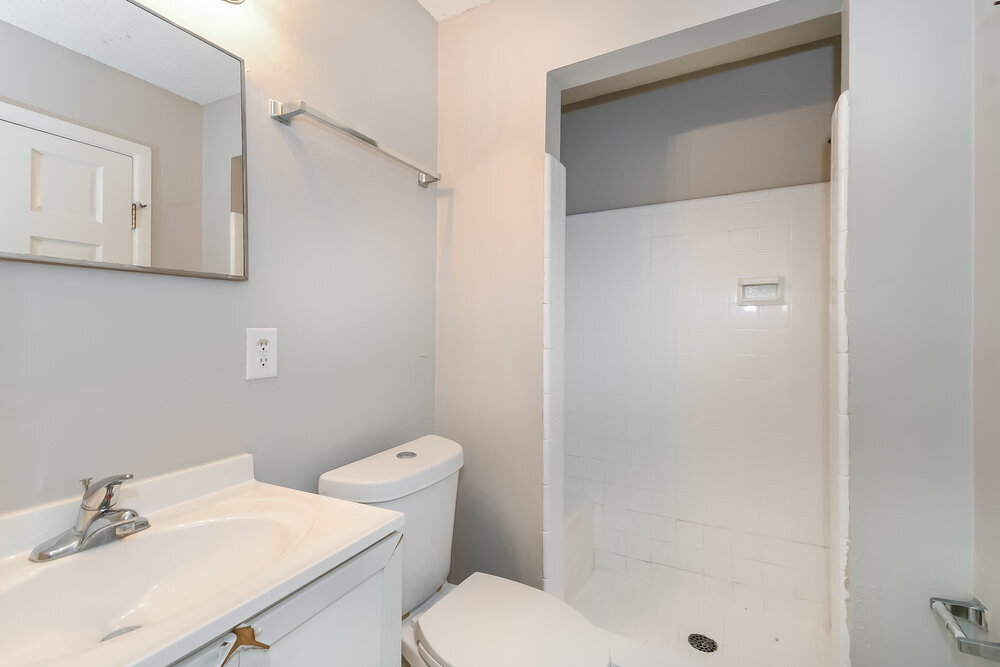 Building Photo - 6725 Cinderella Rd