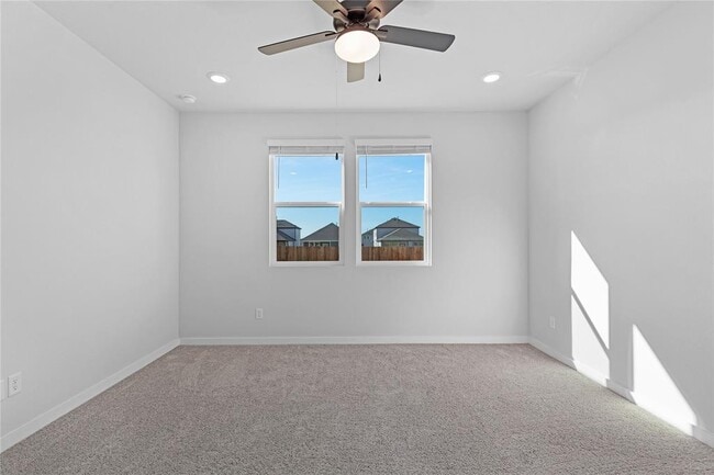 Building Photo - 311 Sundown Ave