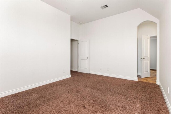 Building Photo - 3318 Elizabeth Springs Ct