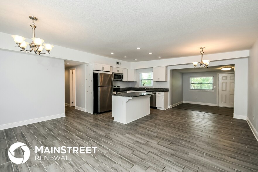 Building Photo - 1404 Peruvian Ln