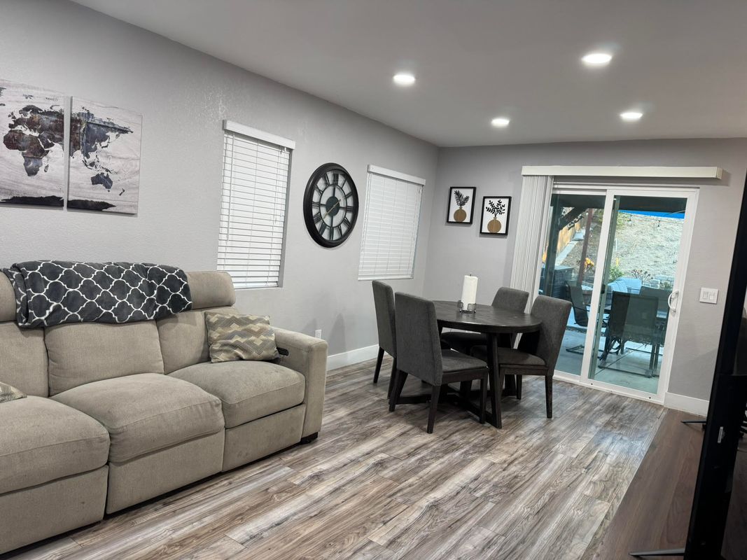 Building Photo - 14755 Weeping Willow Ln