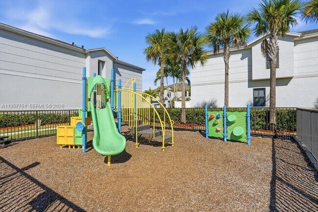 Building Photo - 816 NW 3rd Terrace