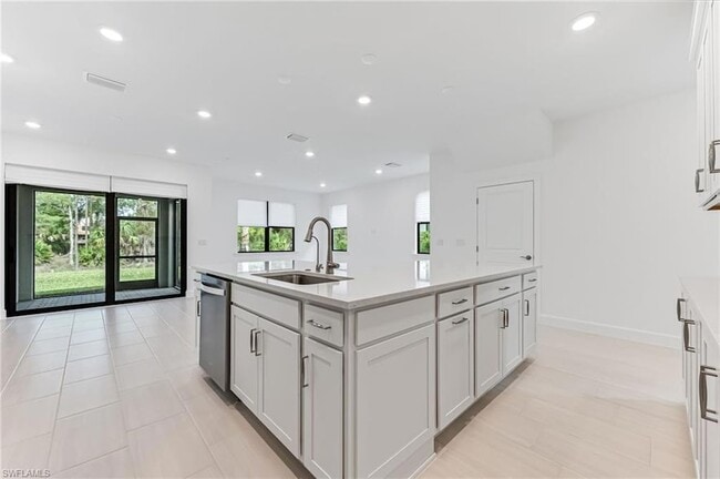 Building Photo - 4286 Sonoma Oaks Dr