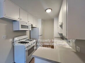 Building Photo - 4427 Murietta Ave
